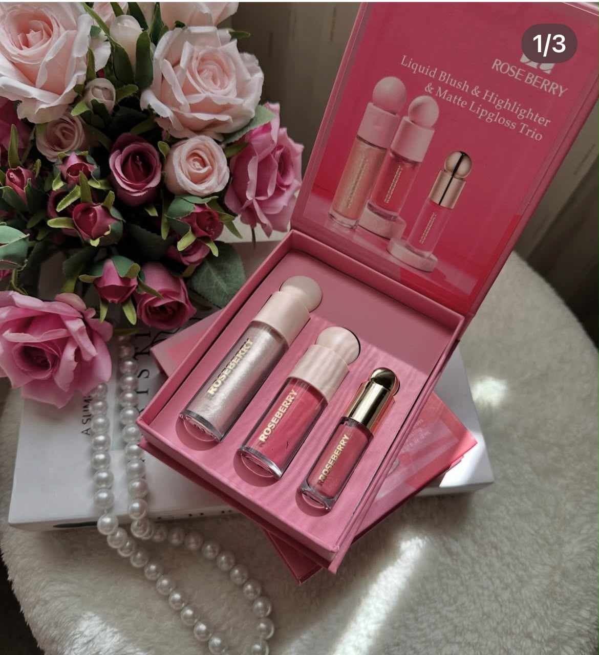 Coffret make up : Liquide blush - highlighter- lip blush